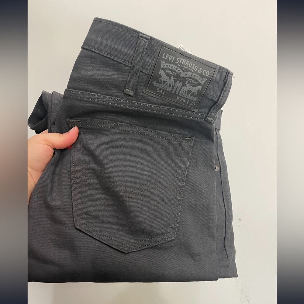 Men’s Levi’s jeans